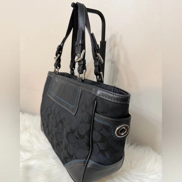 Coach Jacquard Black Leather Shoulder Bag
# 8k49 - Picture 3 of 9
